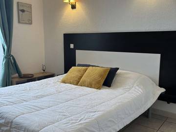 Gîte pour 2 personnes, avec piscine à Saint-Florent