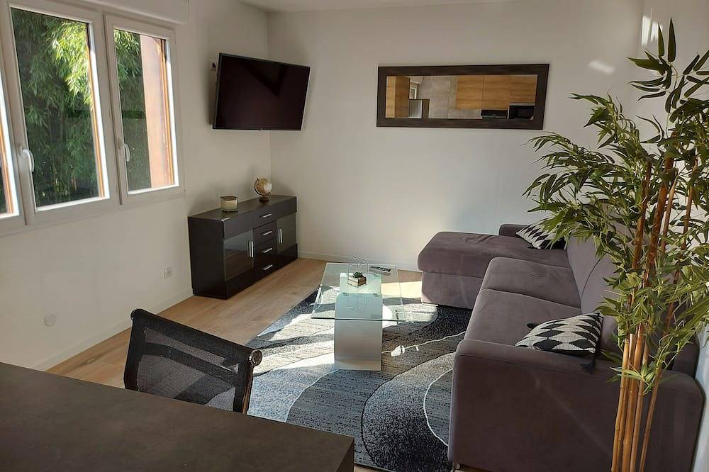 Apartamento entero, Charming apartment in the center of St Jorioz in Saint-Jorioz, Parque natural regional del Macizo de Bauges