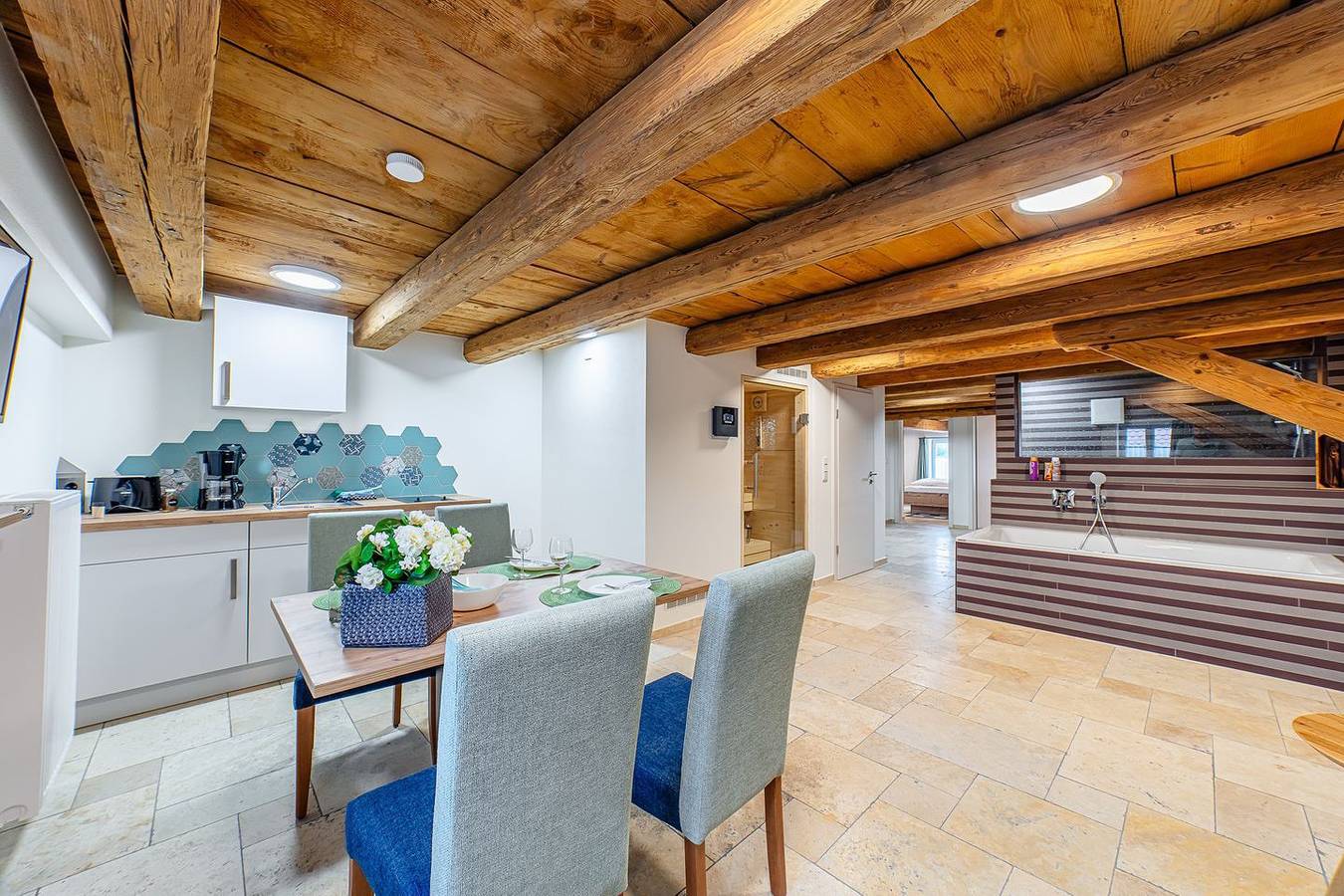 Ganze Wohnung, Wellness Apartment Suite "Serenity Suite" in Spalt, Fränkisches Seenland