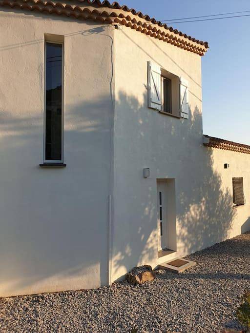 Gîte pour 4 personnes, avec vue et terrasse à Bastelicaccia - 3