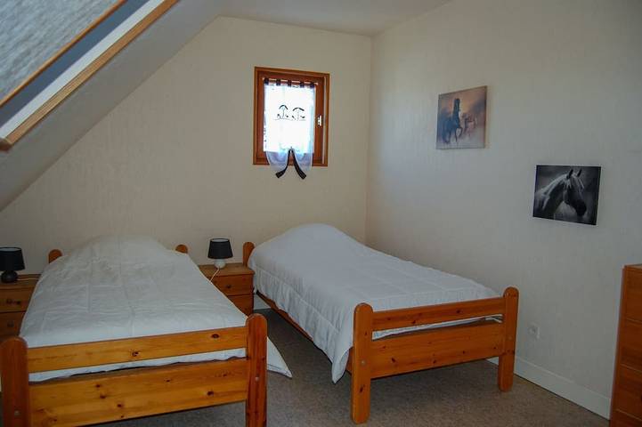 Gîte pour 8 personnes, avec jardin à Anzême - 4