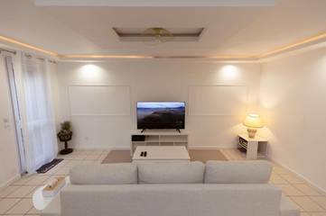 Cottage pour 12 personnes, avec terrasse à Val-de-Reuil