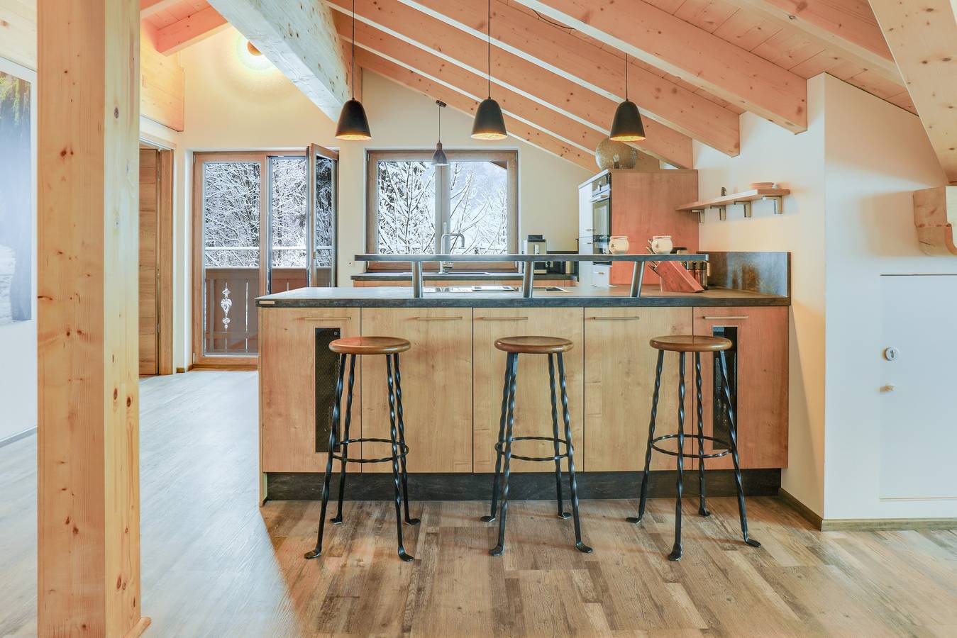Ganze Wohnung, Geräumige Ferienwohnung "Partnachklamm" im Dachgeschoss mit Bergblick und Balkon in Garmisch-Partenkirchen, Bayerische Alpen