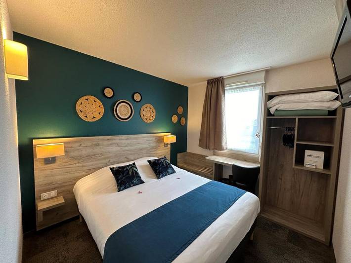 Hôtel pour 4 personnes, avec terrasse et jardin à Distré - 4