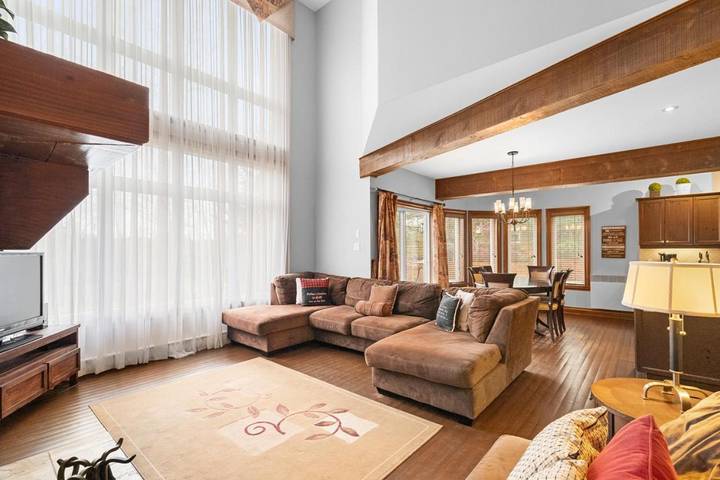 Location de vacances pour 6 personnes, avec terrasse et jardin dans Mont-Tremblant - 2