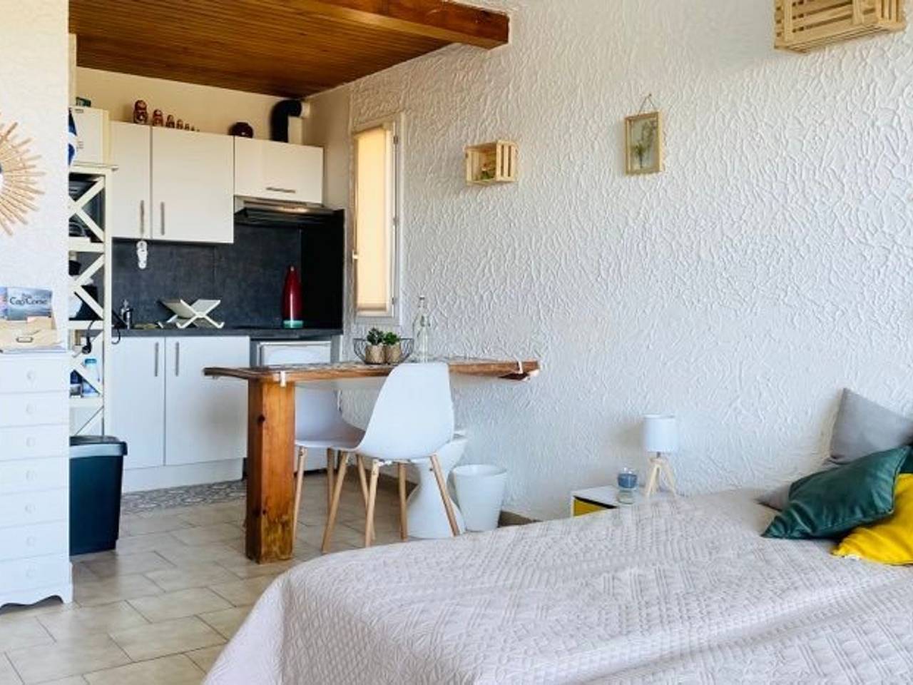 Appartement entier, Studio Familial Climatisé avec Terrasse, 1 km de la Plage - Lumio in Sant Ambroggio, Lumio