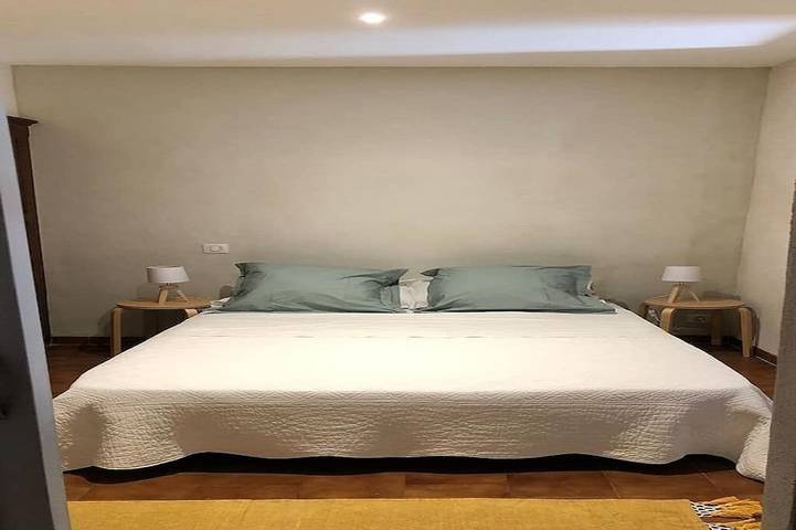 Ganze Wohnung, Charming little garden apartment in village center in Cap Corse