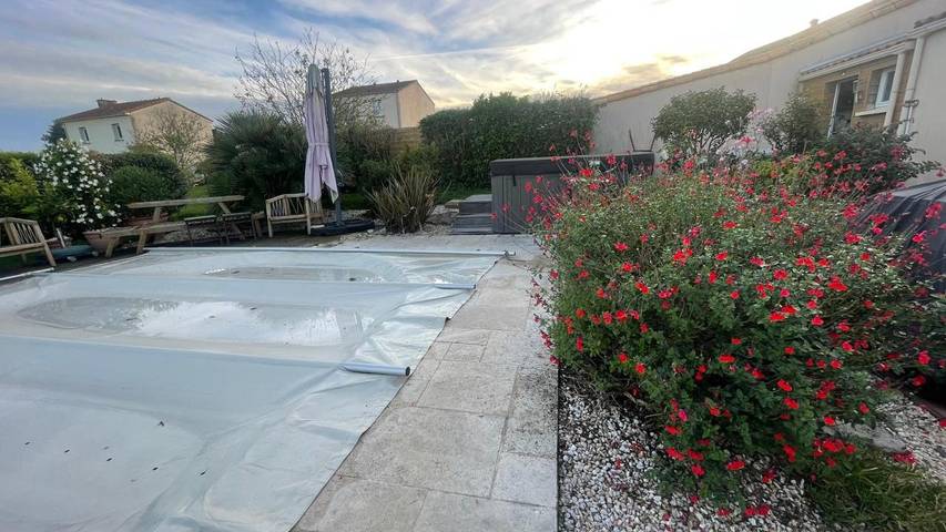 Gîte pour 4 personnes, avec jacuzzi ainsi que piscine et jardin dans La Regrippière - 2