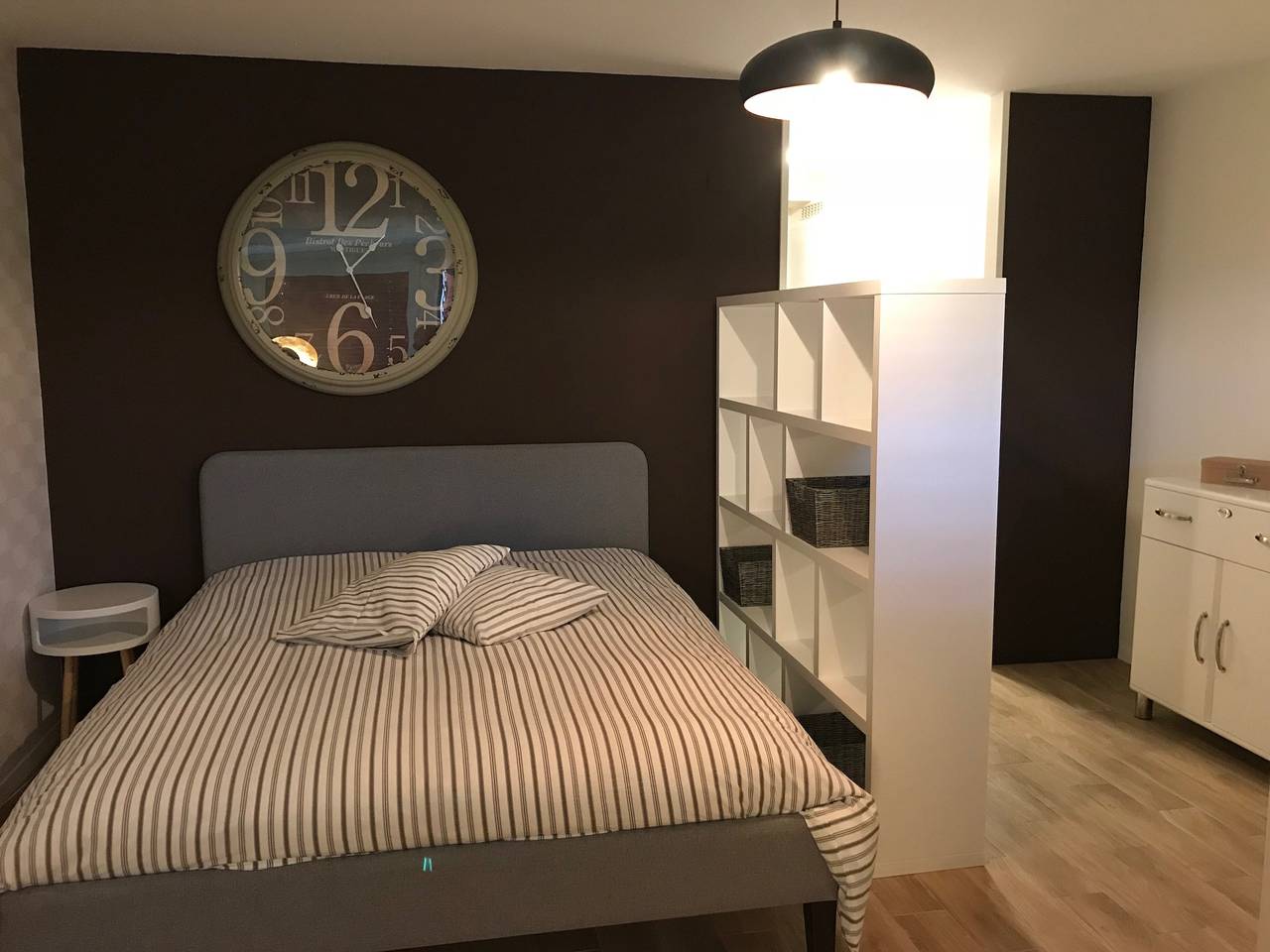 Ganze Wohnung, Großes Studio in der Nähe des Zentrums von Epfl und Lausanne in Renges, Ecublens