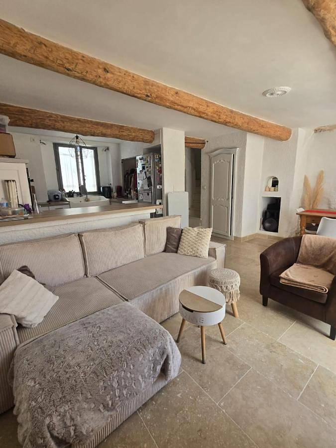 Location de vacances pour 6 personnes, avec terrasse à Sainte-Tulle - 2