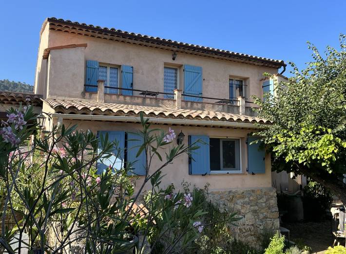 Gîte pour 4 personnes, avec balcon à Peymeinade