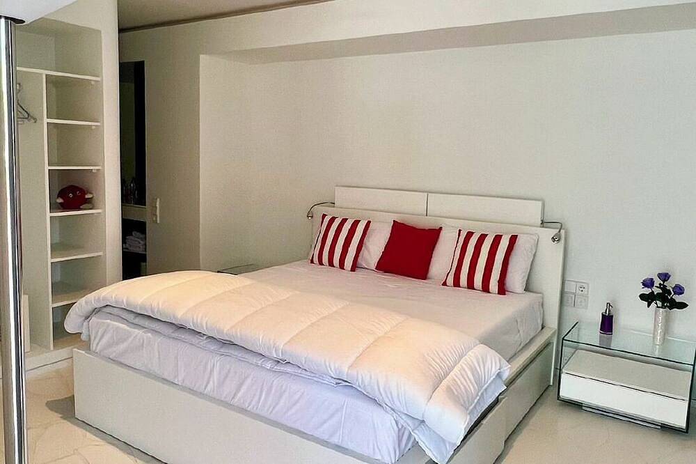 Entire apartment, Sunset Views Apartment | Ibiza Marina & Old Town in Talamanca, Ibiza (Municipality)
