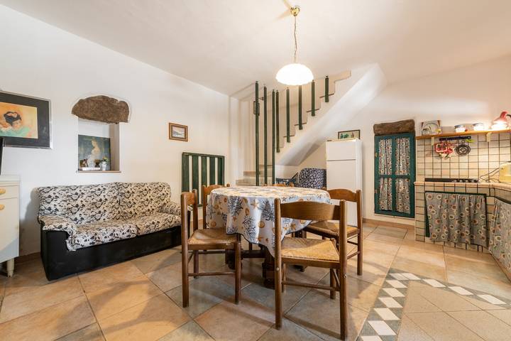 Haustierfreundliches Ferienhaus Pescetti Bobba B mit Bergblick und Garten in Carloforte, Sulcis Iglesiente