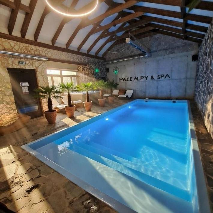 Bed & breakfast dla 4 osób, z basen i ogród oraz widok i basen dla dzieci, zwierzęta dozwolone w Krynica-Zdrój