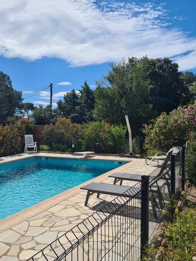 Villa pour 7 personnes, avec terrasse et piscine dans Boulouris - 4