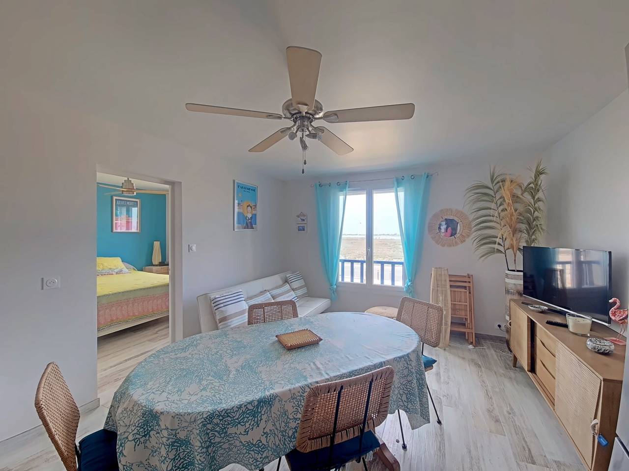 Appartement De Vacances pour 4 Personnes dans Saintes-Maries-de-la-Mer, Parc naturel régional de Camargue