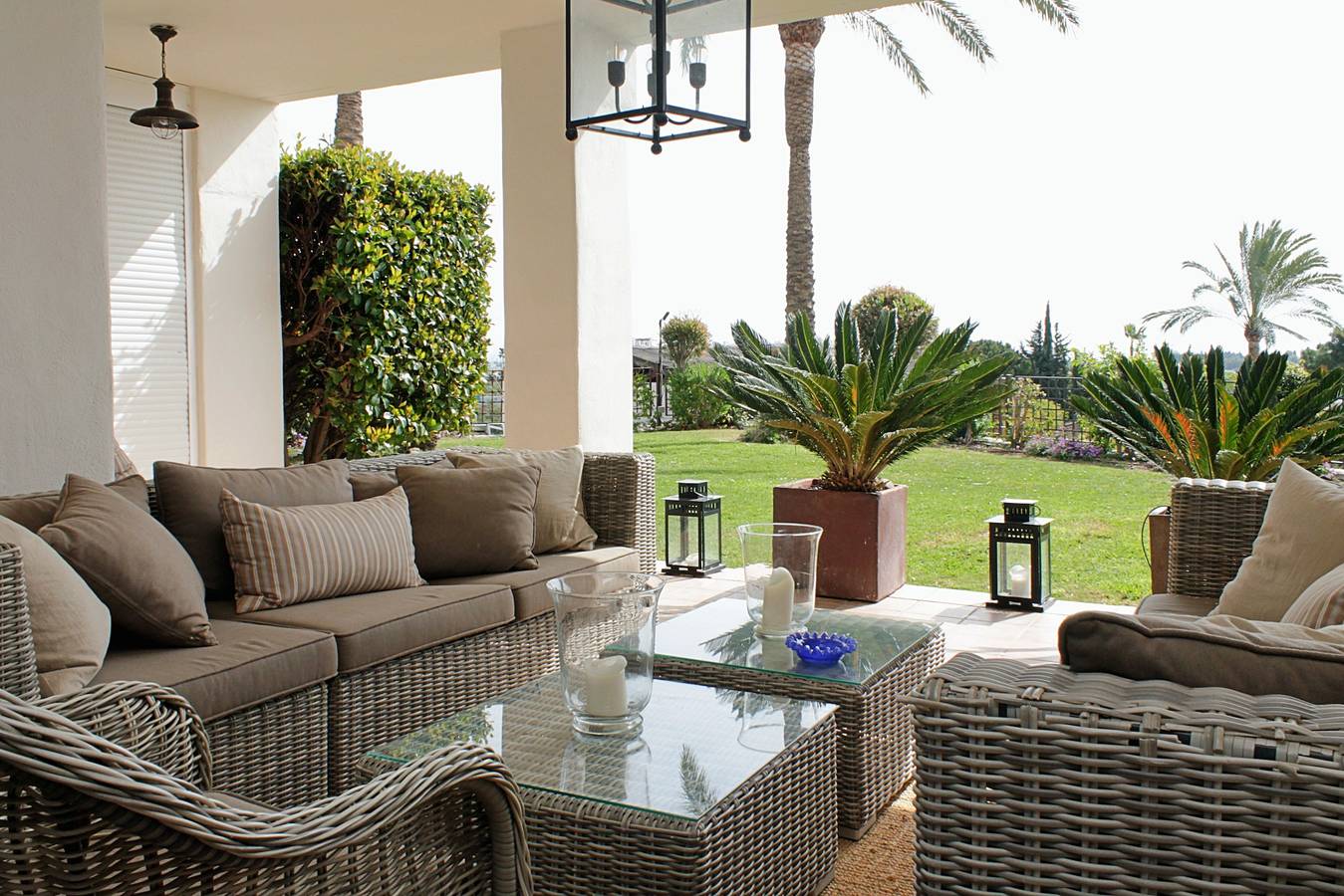 Geheel appartement, Tuinappartement. Golf aan zee in Estepona in La Resina, Estepona