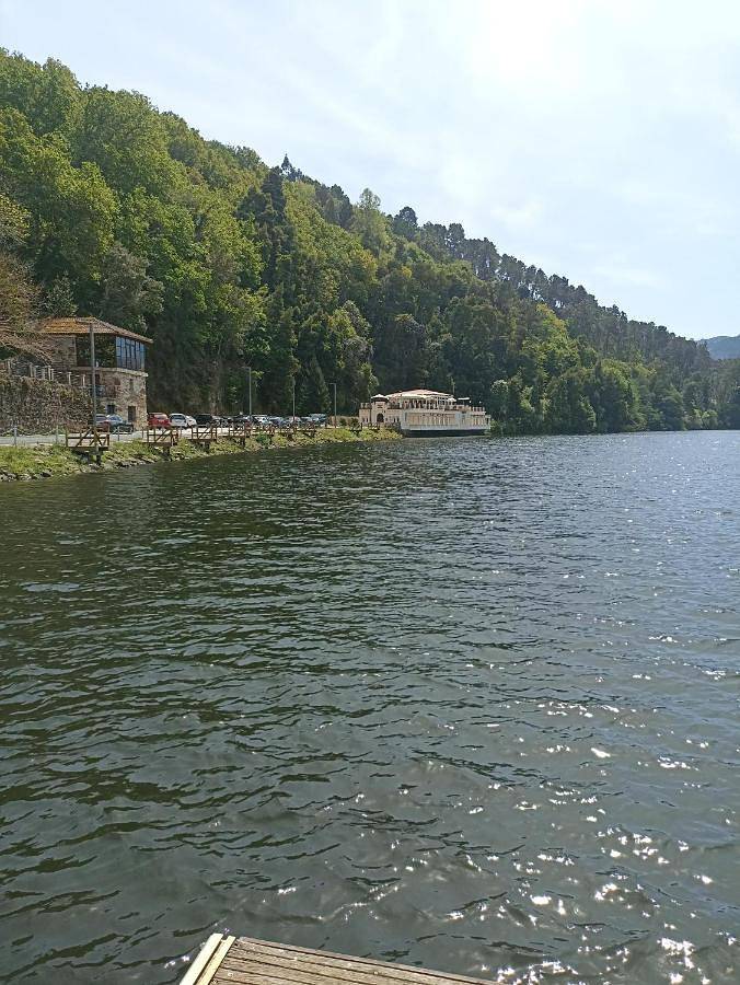 Apartamento de vacaciones para 4 personas, con Balcón y Terraza además de Jardín y Vistas en Provincia de Orense