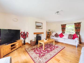 Cottage for 14 People in Powys, Mid-Wales, Photo 3