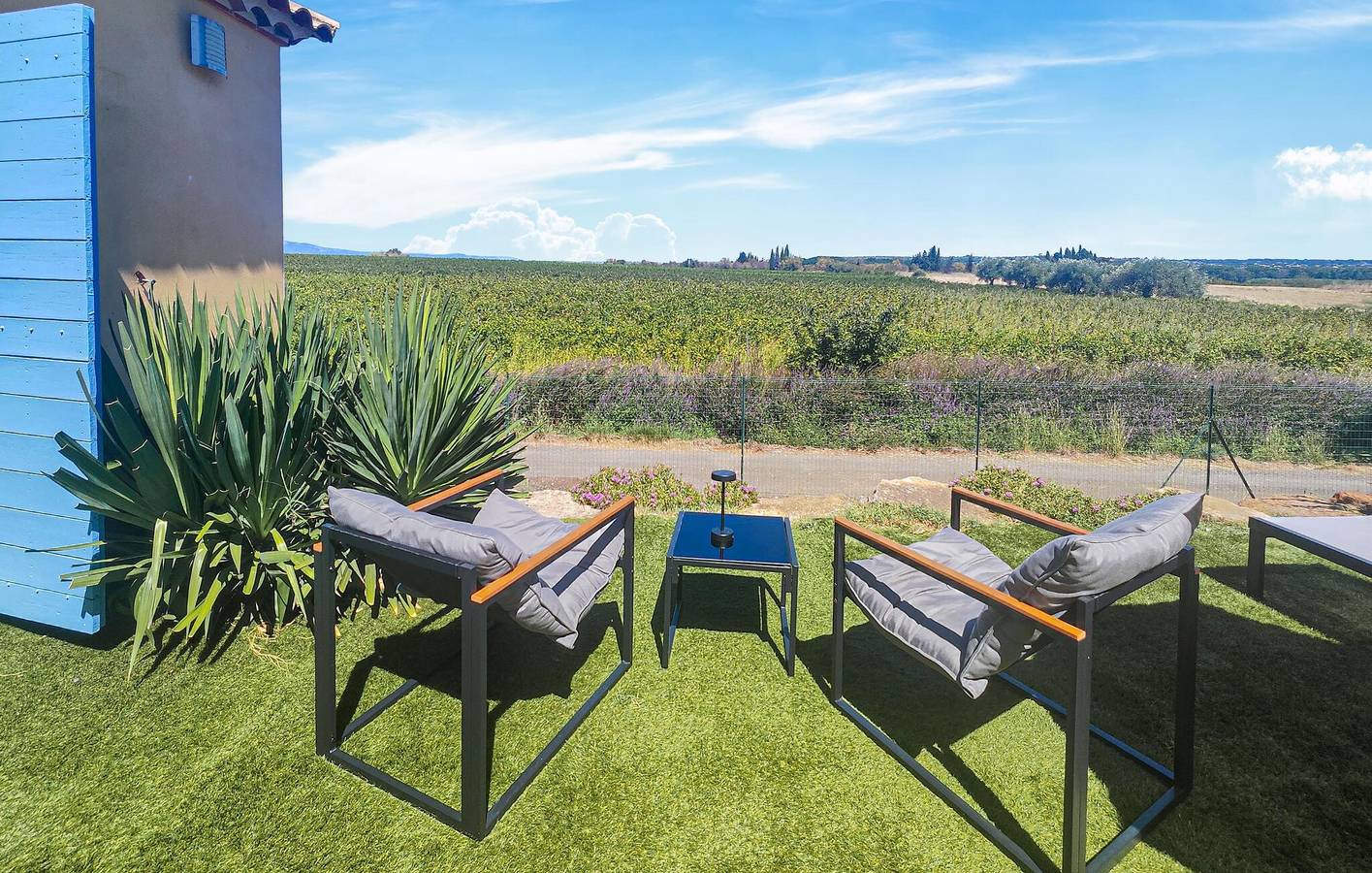 Acogedor apartamento con piscina y aparcamiento a 2,5 km del centro de la ciudad. in Usclas-d'Hérault, Region de Béziers