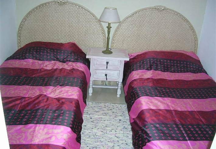 Entire apartment, First Line Apartment Benidorm with Sea View, Shared Pool & Wi-Fi in Playa de Levante, Costa Blanca