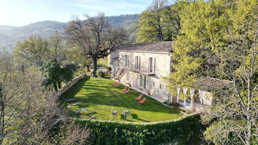 Villa per 22 persone, con Balcone e Terrazza nonché Piscina e Panorama a APT