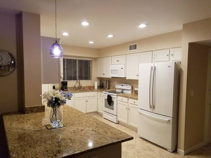 Vacation rental for 4 people, with hot tub in Sun City