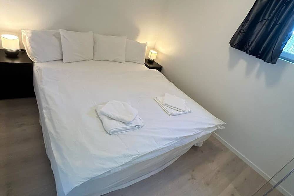 Apartamento entero, Lisas apartment - privat 1 bed room and 1 living room w/ sofa bed + big windows in Østensjø, Oslo