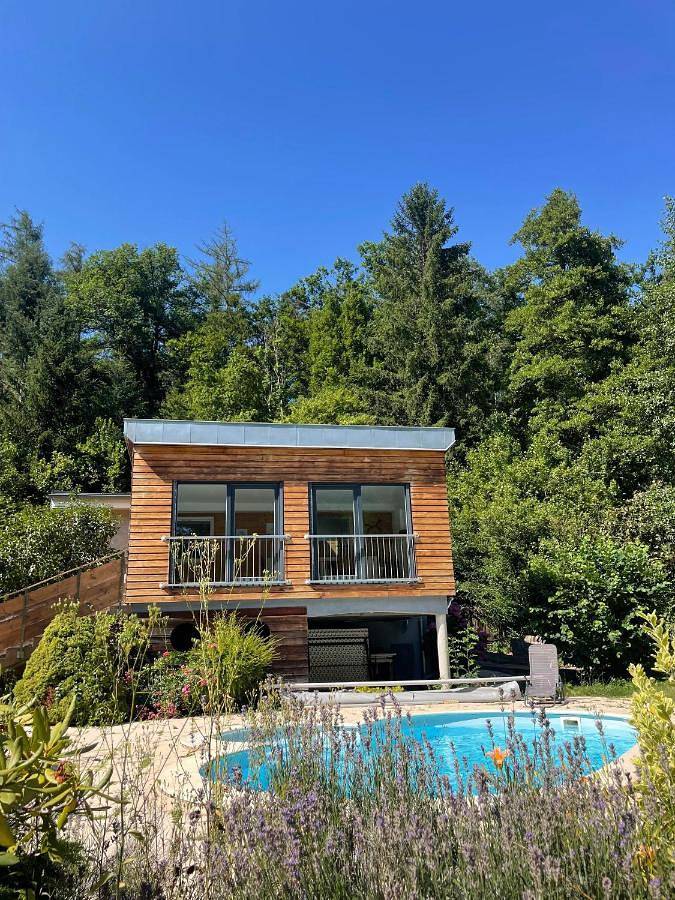 Maison de vacances pour 8 personnes, avec piscine ainsi que jardin et bassin pour enfant, animaux acceptés