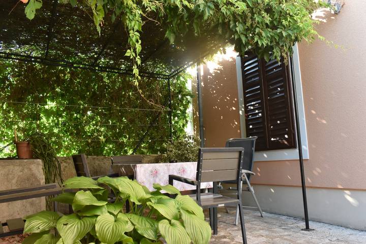 Ferienwohnung für 5 Personen, mit Balkon/Terrasse in Mali Lošinj