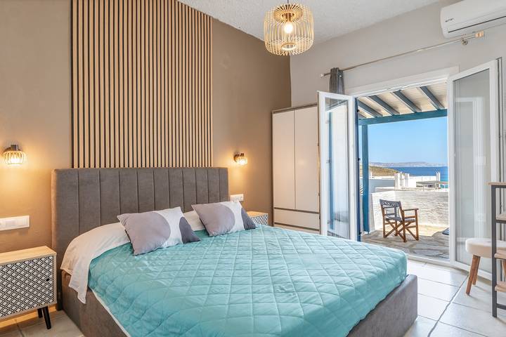 Maison de vacances 'Porto Galini Tinos Myrsini 106' avec terrasse privée, Wi-Fi et climatisation in Tinos