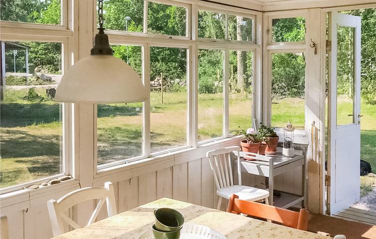 Hus för 3 Personer med terass in Färjestaden, Öland