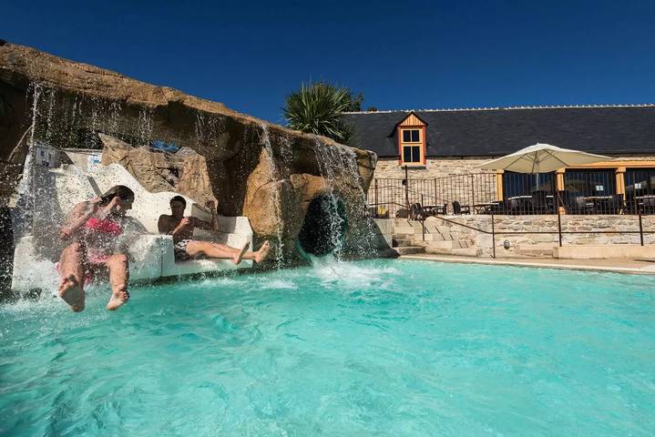Mobil home pour 2 personnes, avec Piscine à Quimper - 3