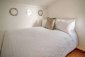 Holiday Rental for 4 People in Lyme Regis, Jurassic Coast, Photo 2
