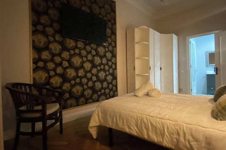 Appartement entier, Suites centre Pamplona, appartement de luxe centre-ville in Pampelune, Province de Navarra
