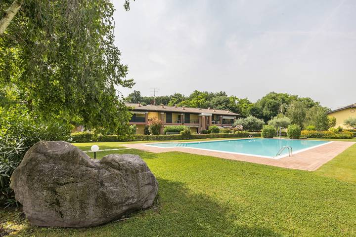 Appartamento per 4 persone, con Giardino e Piscina per bambini a Ponti sul Mincio