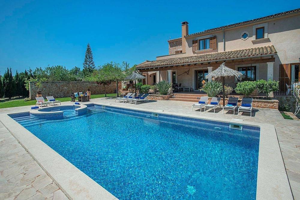Sa Marina - Sechs Schlafzimmer Villa, Schläft 12 in Cala Mitjana, Felanitx