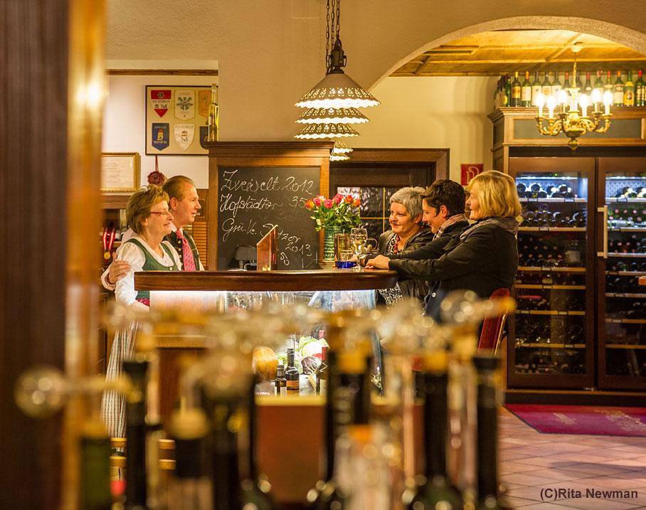 Hotel Post / Hönig - Wirt - Appartment mit Balkon in Kirchschlag in der Buckligen Welt, Wiener Alpen in Niederösterreich Region