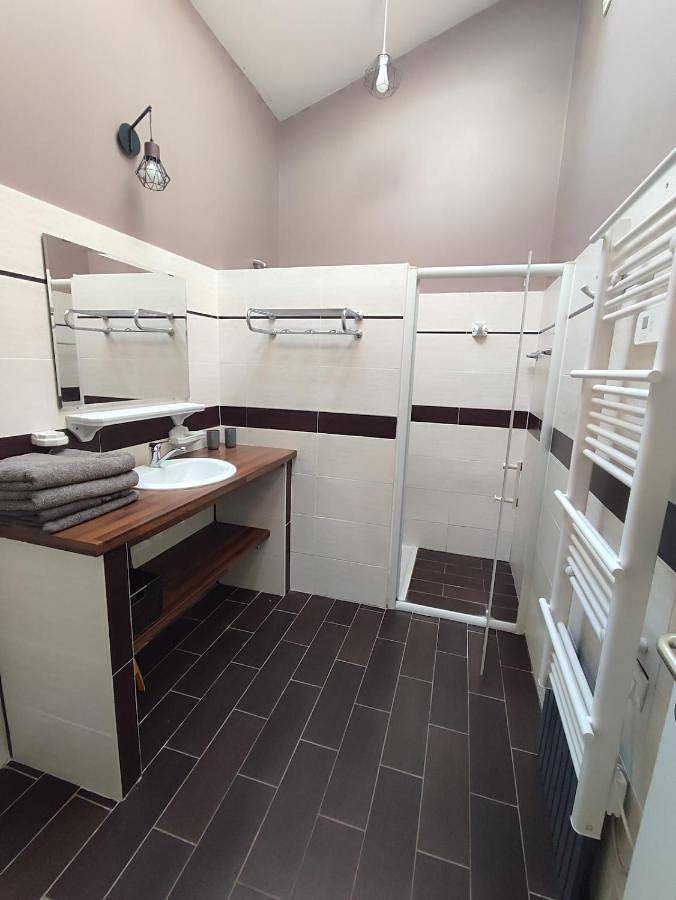 Location de vacances pour 6 personnes, avec vue et jardin à Lisle-sur-Tarn - 2