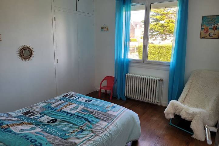 Location de vacances pour 8 personnes, avec terrasse ainsi que jardin et jacuzzi à Quinéville - 4