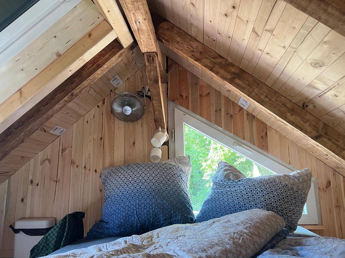 Ganze Wohnung, Henrys Cozy Tiny House - ruhig, Garten, Talblick, Natur in Würzburg, Fränkisches Weinland