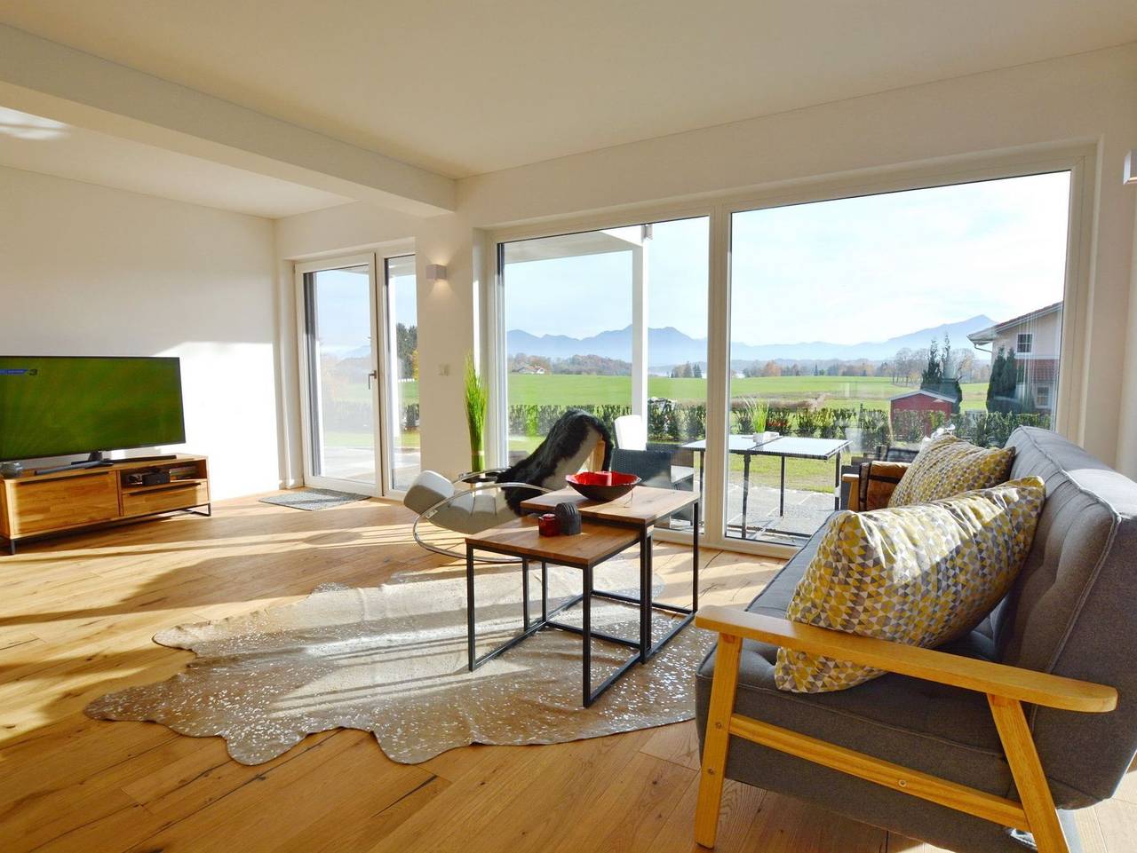Ganze Ferienwohnung, Berg- und Seeblick in Breitbrunn am Chiemsee, Chiemsee