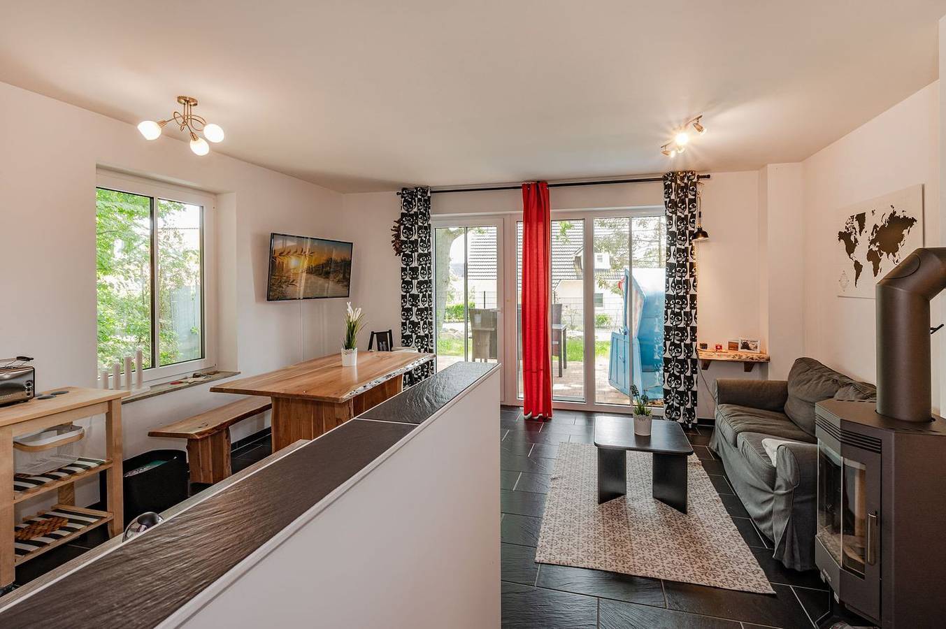 Haus Kontraste 4m - familiäre Doppelhaushälfte mit Sauna & Kamin in Gothensee, Korswandt