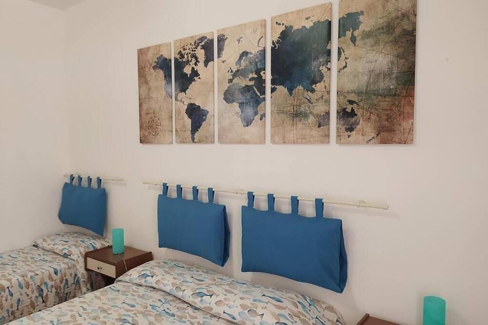 Entire apartment, The House by the Sea - Breathtaking Panorama in Pozzallo, Ragusa Province
