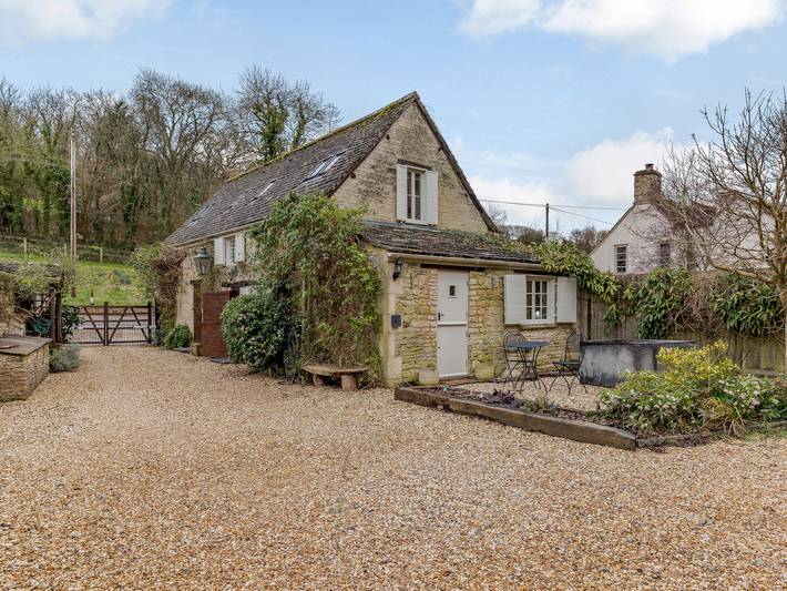Cottage for 4 people, with garden, with pets in Stroud