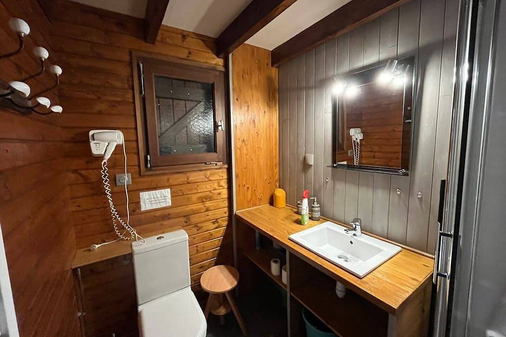 Entire chalet, panoramic views, stream and sauna. in Bussang, Parc naturel régional des Ballons des Vosges