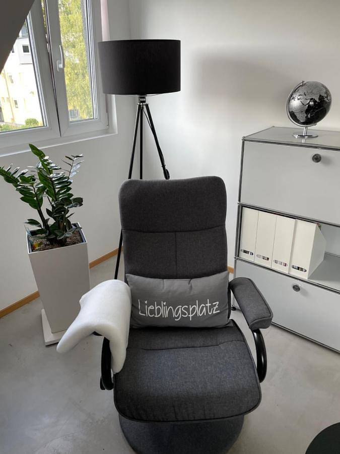 Ferienwohnung für 3 Personen, mit Garten und Ausblick in Bergisch Gladbach