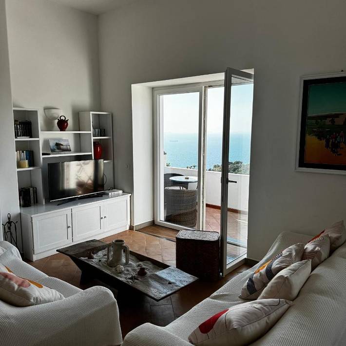 Casa vacanza per 4 persone, con panorama e balcone a Capri