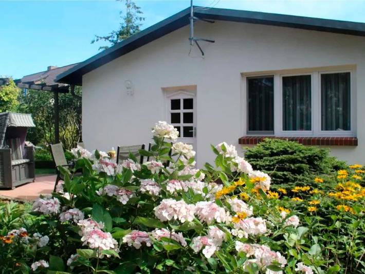 Ferienhaus für 3 Personen, mit Terrasse und Garten, kinderfreundlich in Graal-Müritz