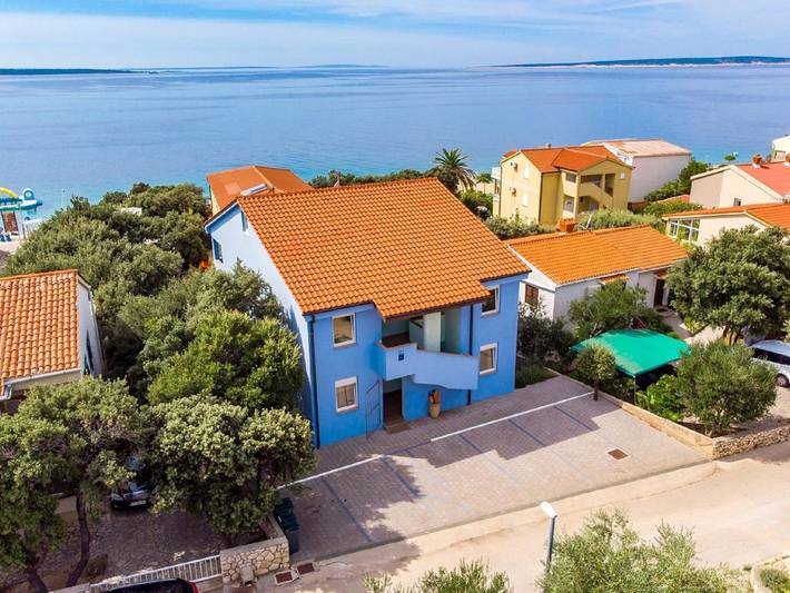 Apartament wakacyjny dla 5 osób, z balkon/ taras w Mandre